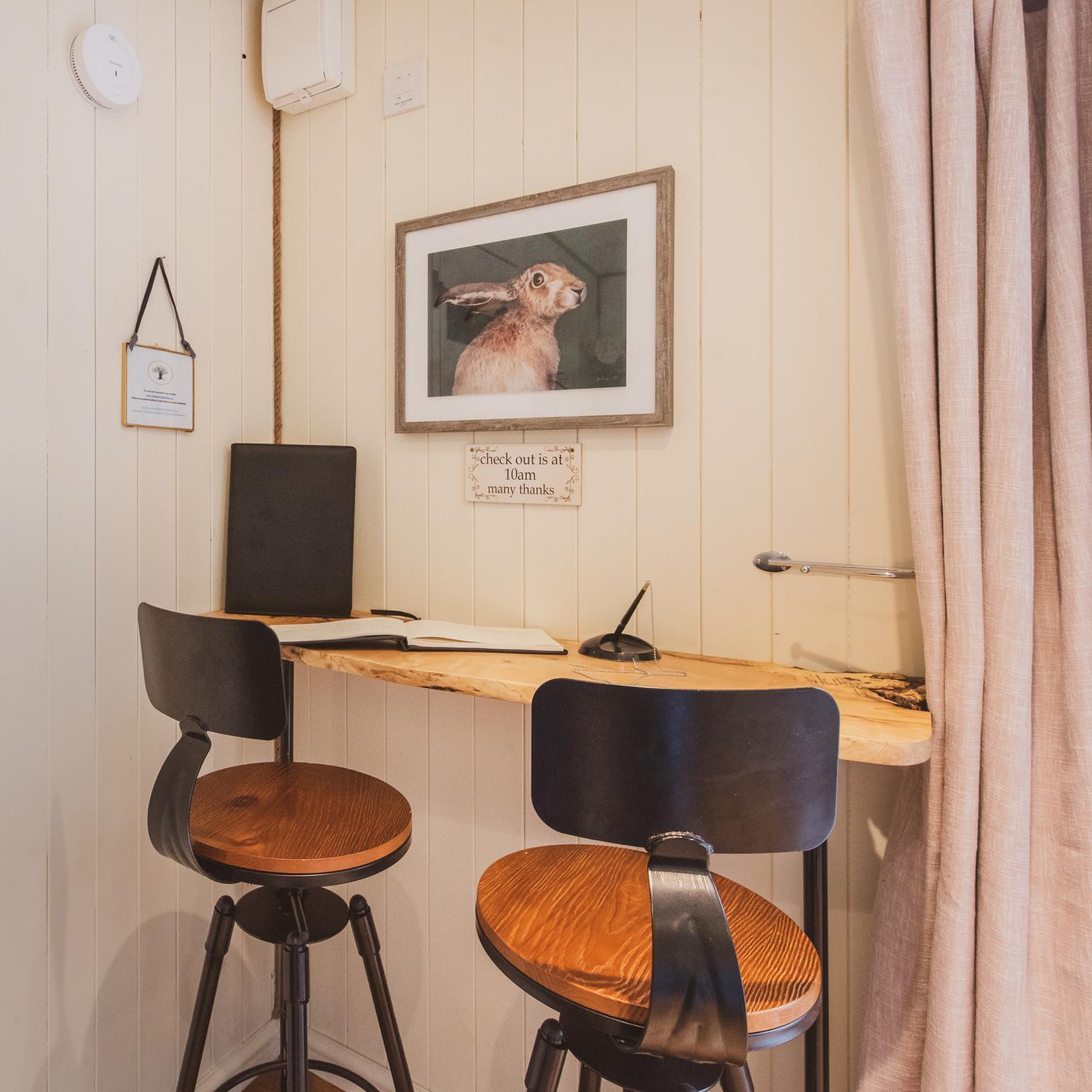 Hotel The Hideaway At Hiddenwood Glamping Corsley Esterno foto